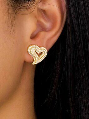 ICY Heart Earrings – Bold, Shiny, and Full of Love! ✨❤️ - New In Box